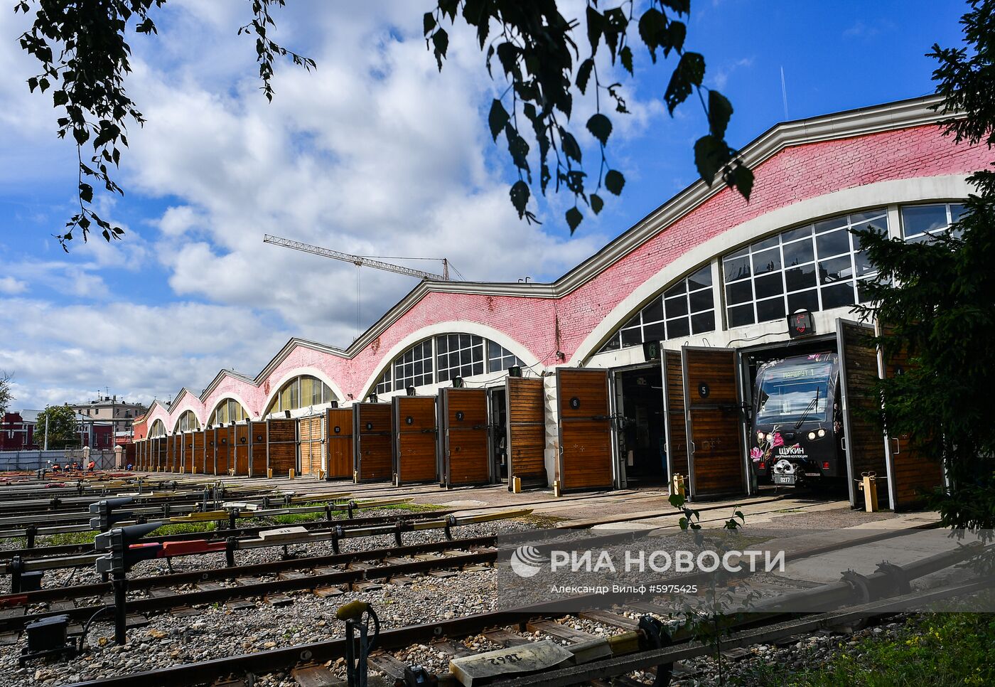 Запуск поезда метро, посвященного выставке "Щукин. Биография коллекции"