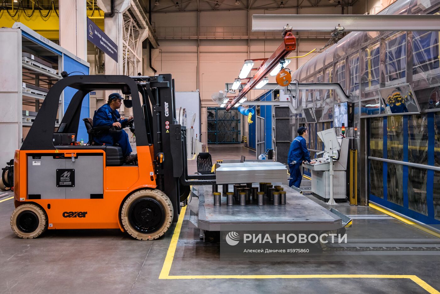 Производство автомобилей на заводе Hyundai