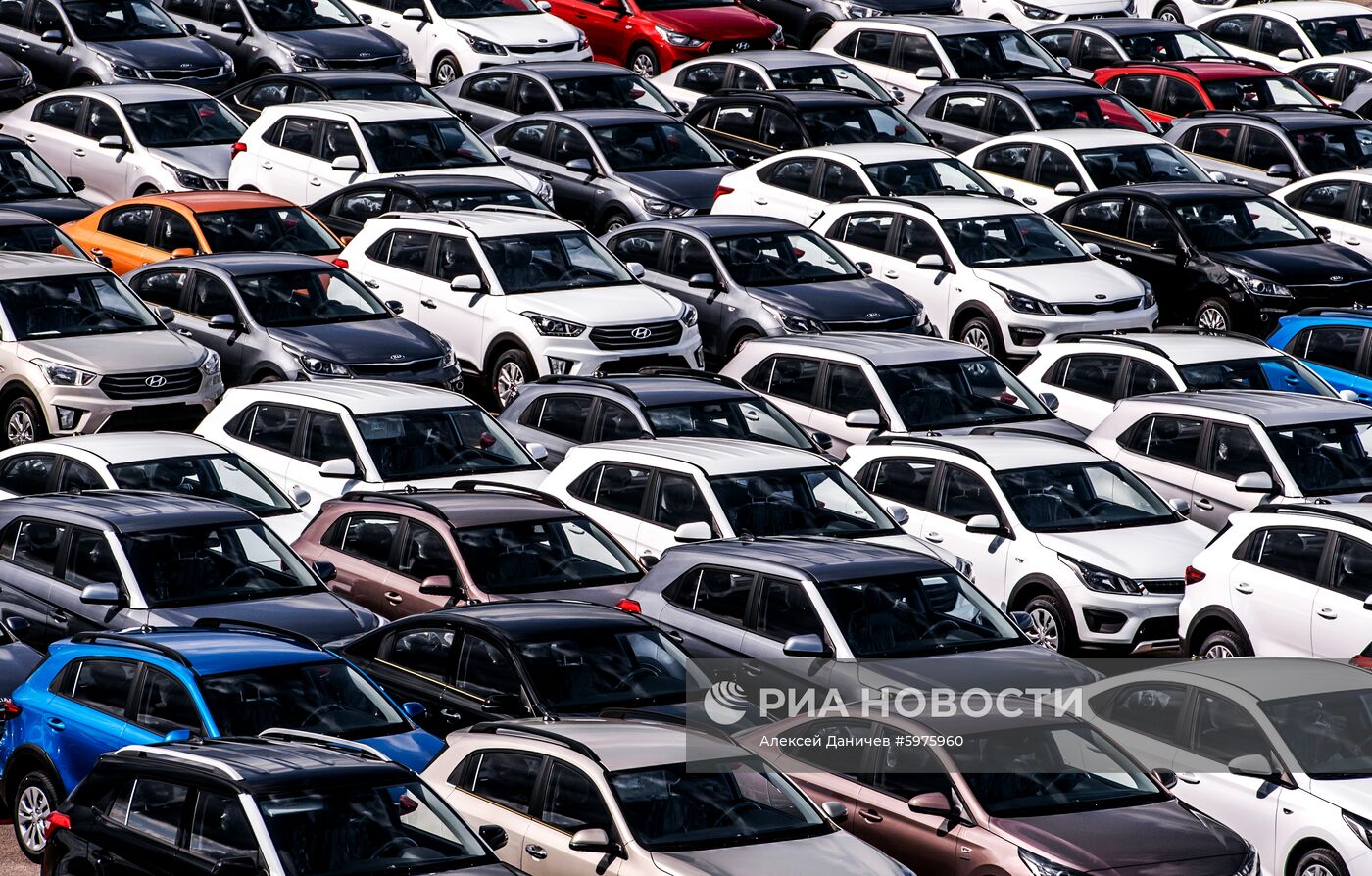 Производство автомобилей на заводе Hyundai