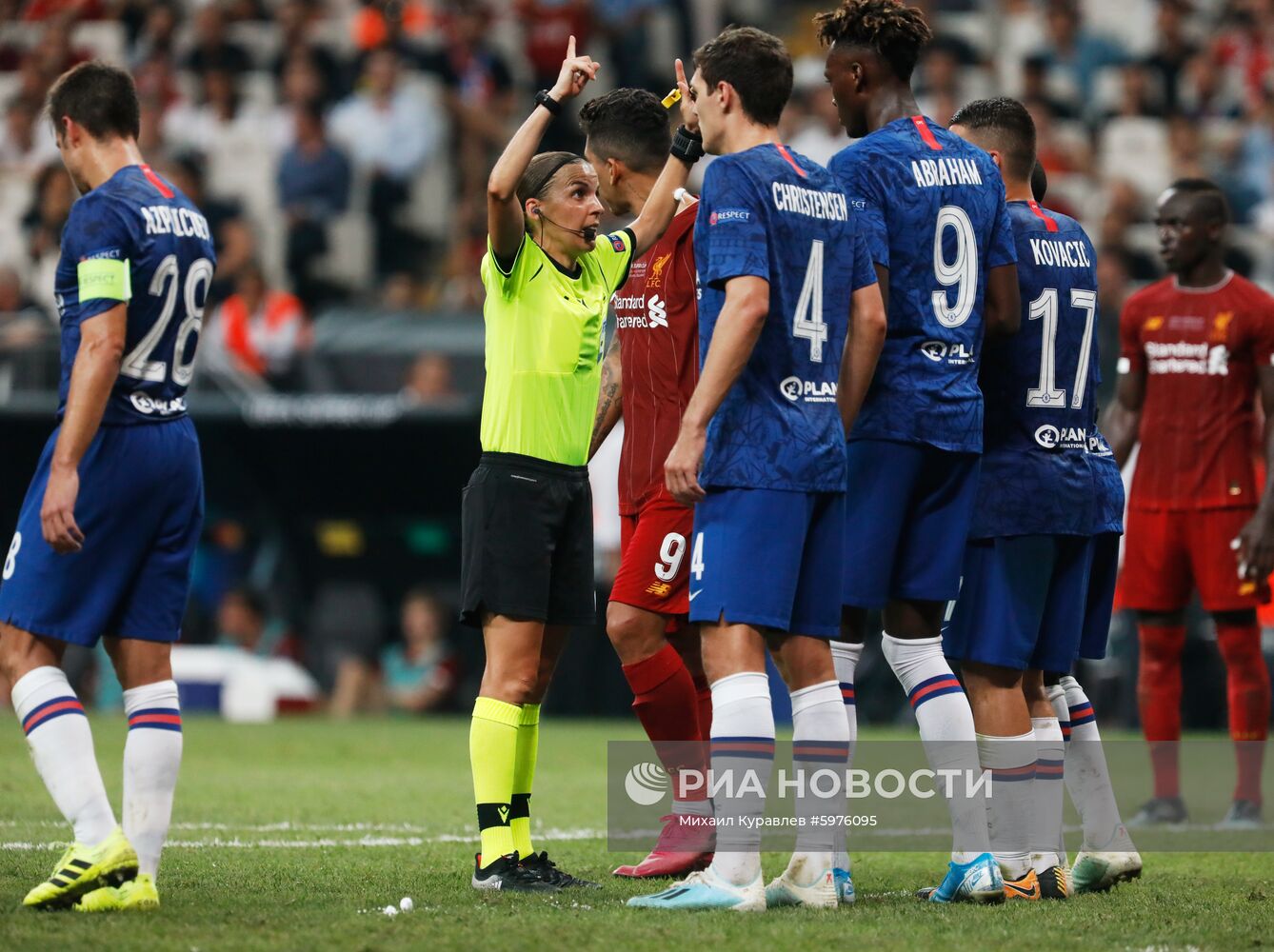 Футбол. Суперкубок УЕФА. Матч ФК "Ливерпуль" - ФК "Челси"