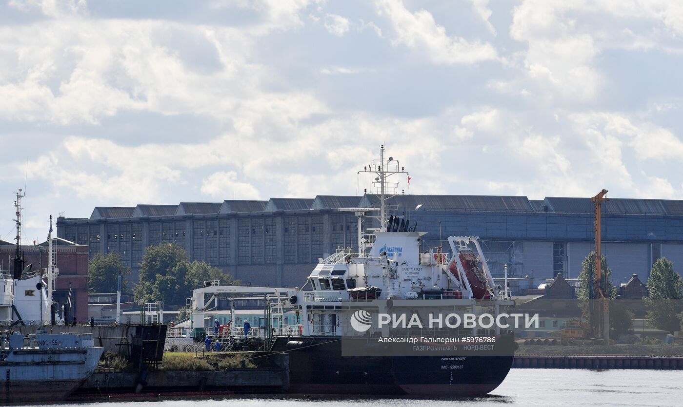 Бункеровка круизных лайнеров в Санкт-Петербурге