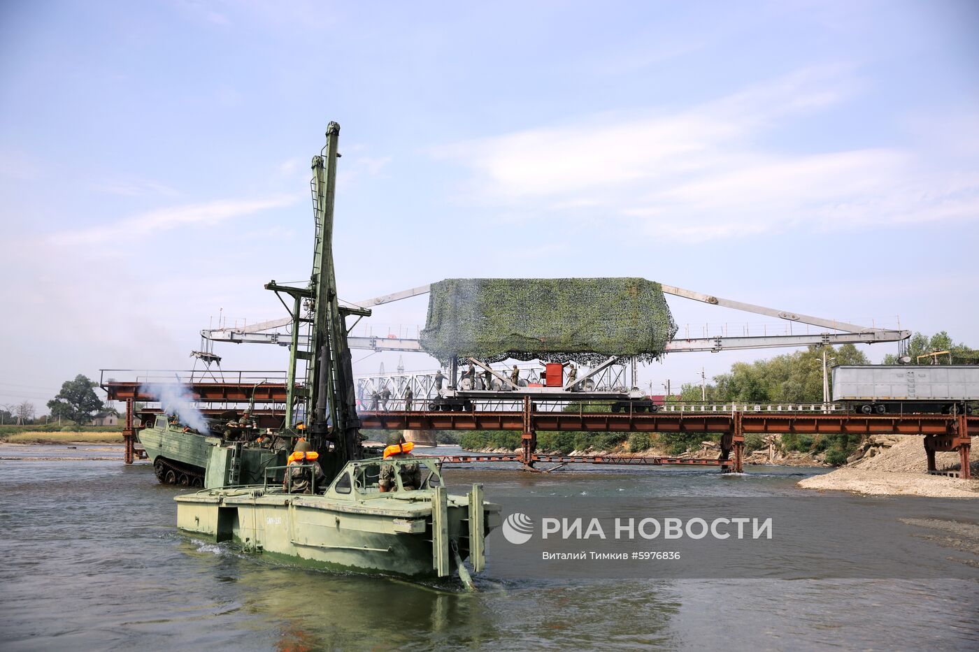 Учения военнослужащих мостовых подразделений ЮВО