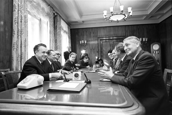 Визит министра экономики Швейцарии Э. Брюггера  в СССР