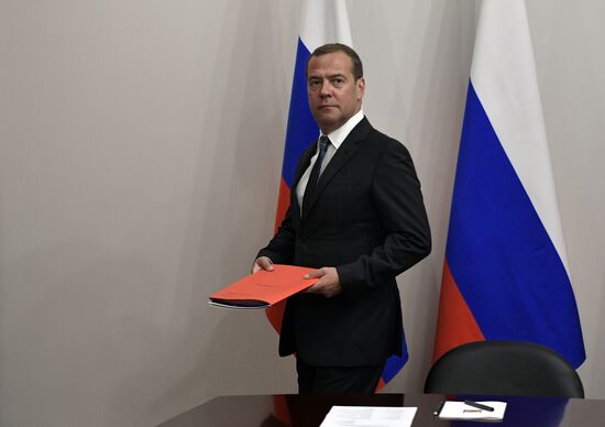 Рабочая поездка президента РФ В. Путина и премьер-министра РФ Д. Медведева в Анапу