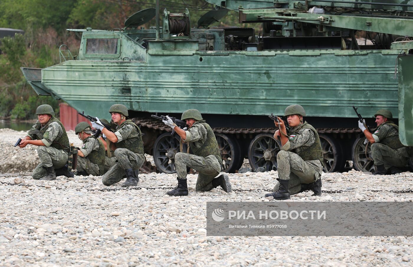 Учения военнослужащих мостовых подразделений ЮВО