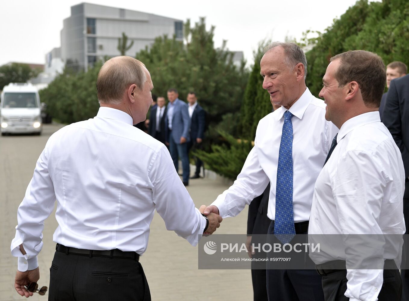 Рабочая поездка президента РФ В. Путина и премьер-министра РФ Д. Медведева в Анапу