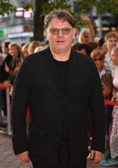 Фестиваль короткометражного кино "Короче". Церемония открытия