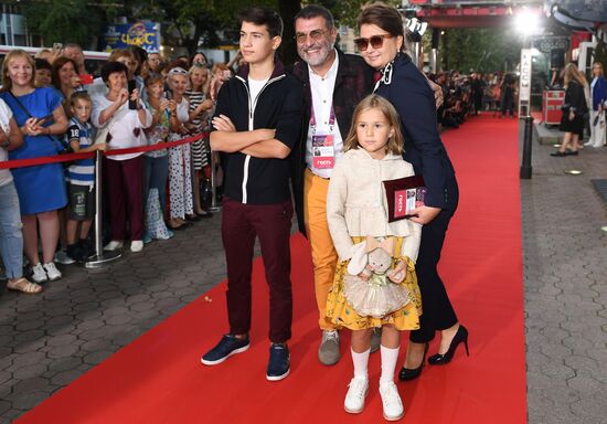 Фестиваль короткометражного кино "Короче". Церемония открытия