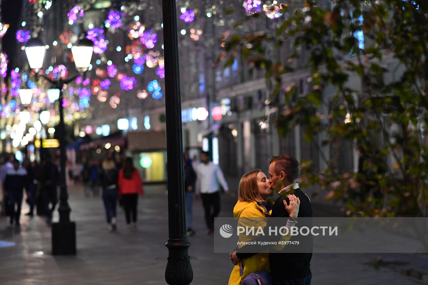 Улицы Москвы в вечернее время