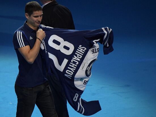 Кубок Стэнли на презентации ХК "Динамо"