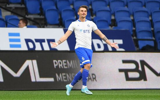 Футбол. РПЛ. Матч "Динамо" - "Локомотив"