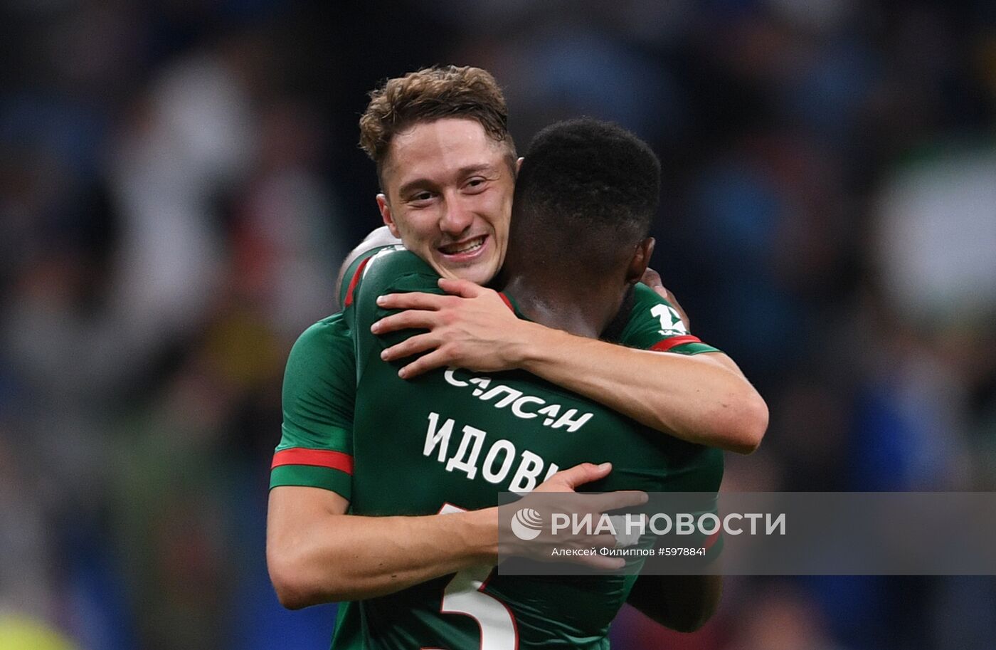 Футбол. РПЛ. Матч "Динамо" - "Локомотив"