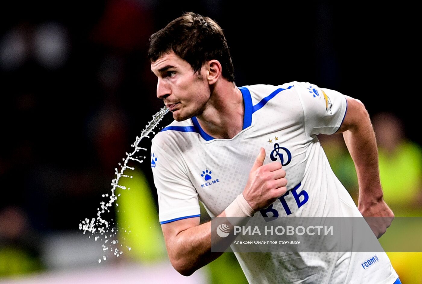 Футбол. РПЛ. Матч "Динамо" - "Локомотив"