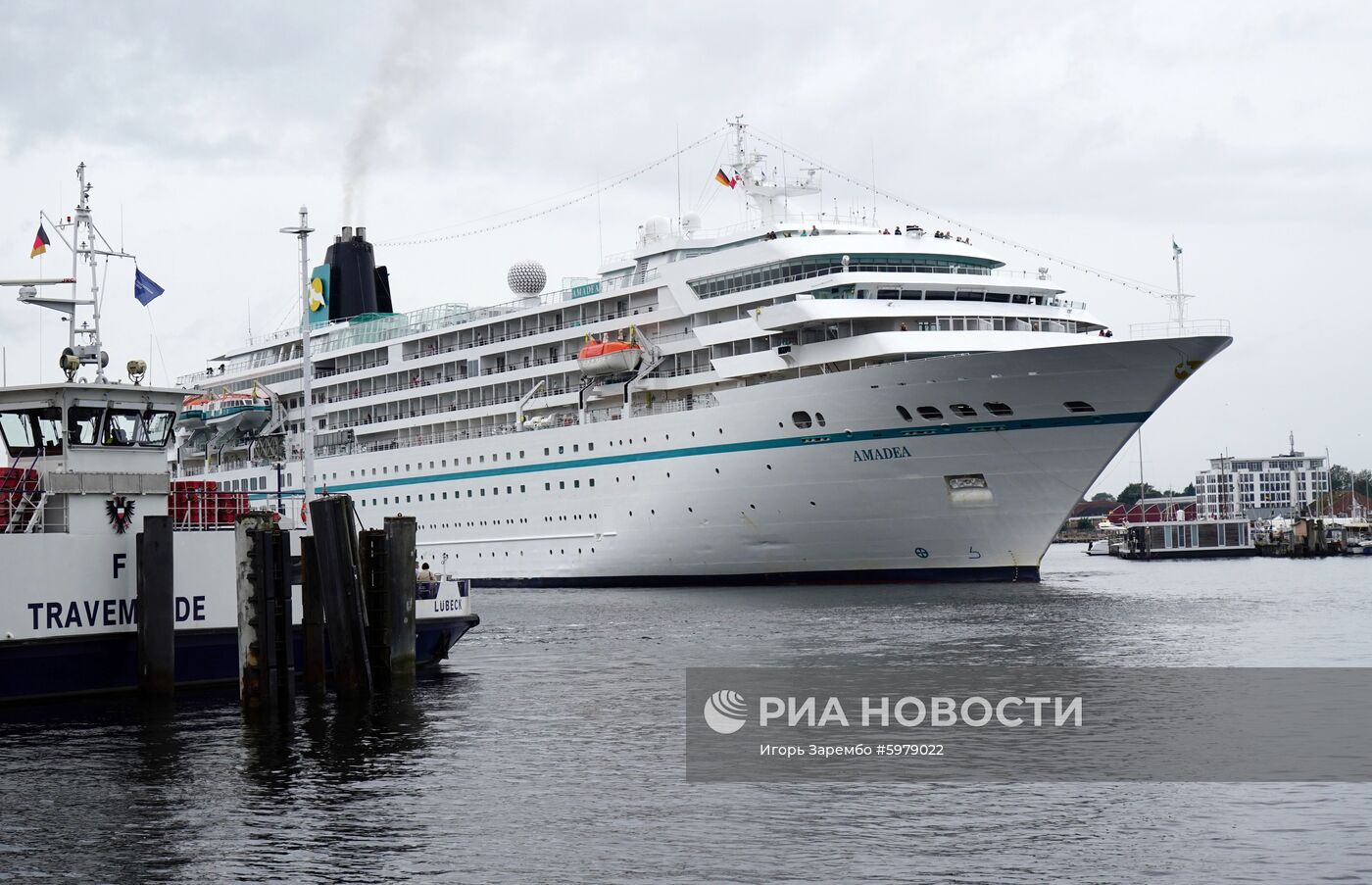 Круизный лайнер Amadea прибыл в порт Травемюнде