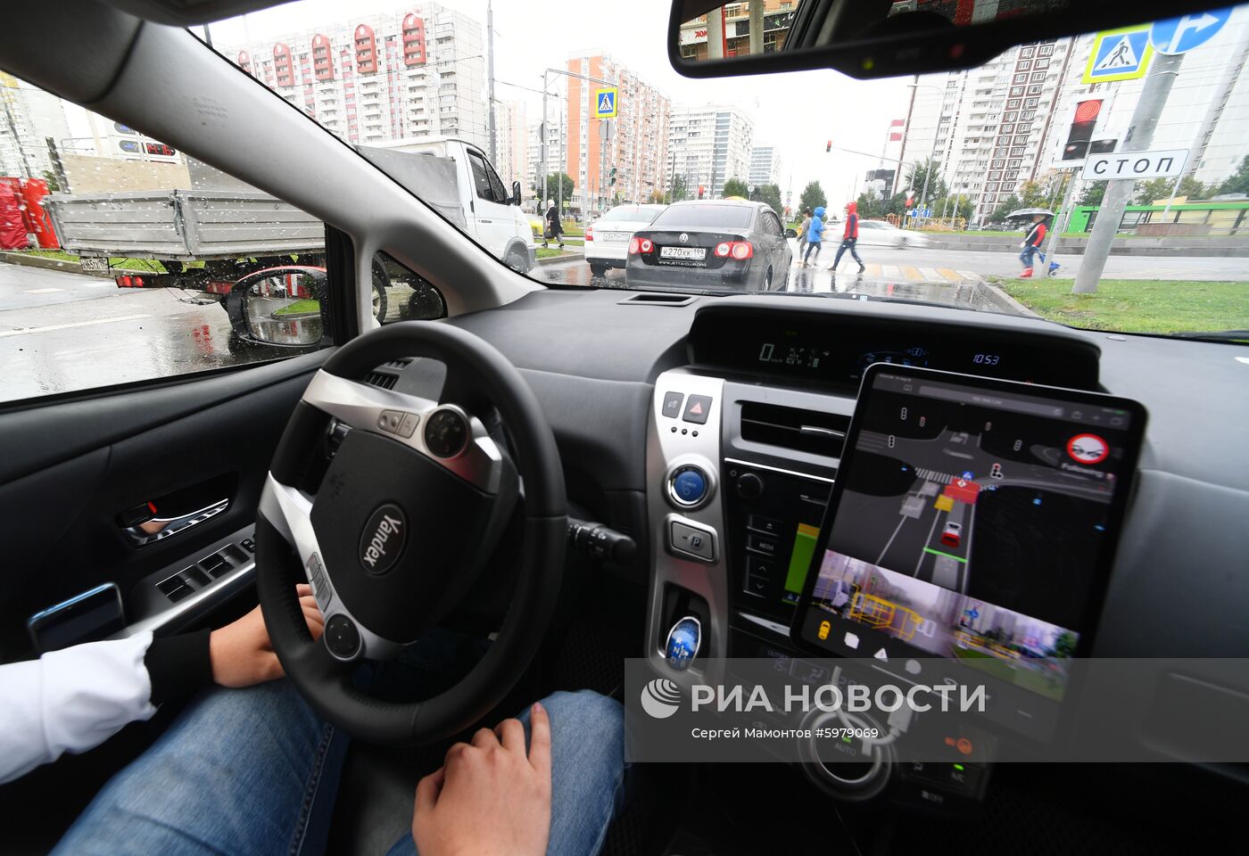 Тестирование беспилотного автомобиля "Яндекс" в Москве