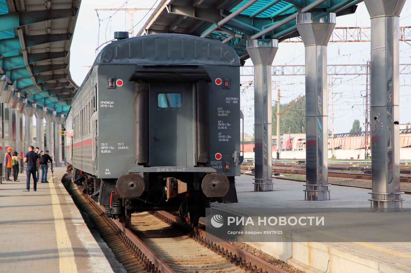 Возобновление движения пригородных  электричек в Донецке