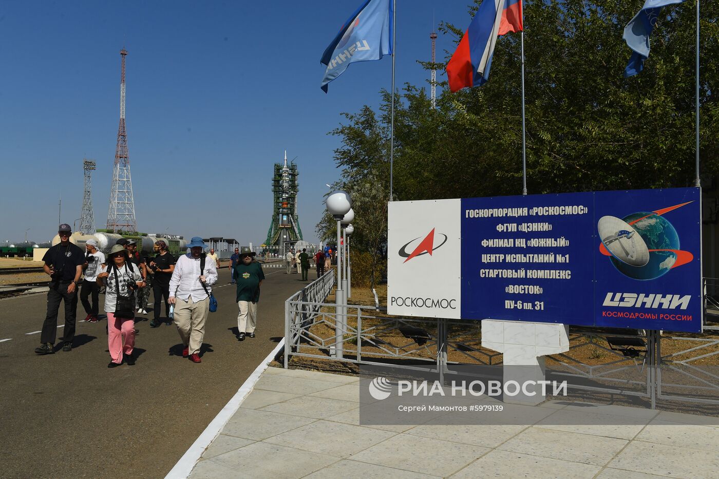 Вывоз РН «Союз-2.1а» на стартовую площадку 