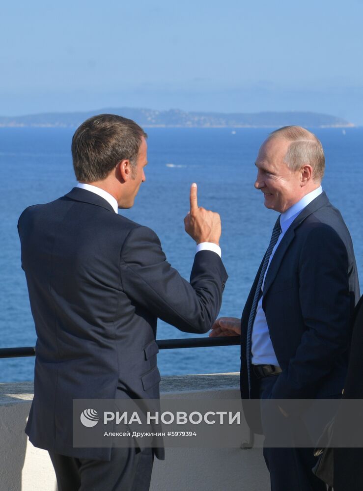 Рабочий визит президента РФ В. Путина во Францию