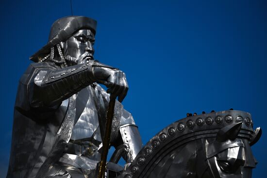 Страны мира. Монголия 