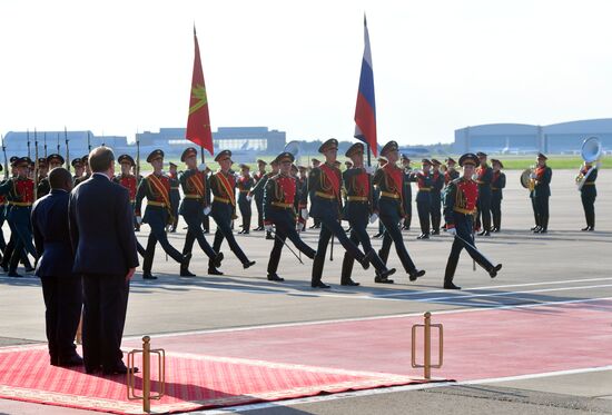 Прилет президента Мозамбика Филипе Жасинто Ньюси в Москву 