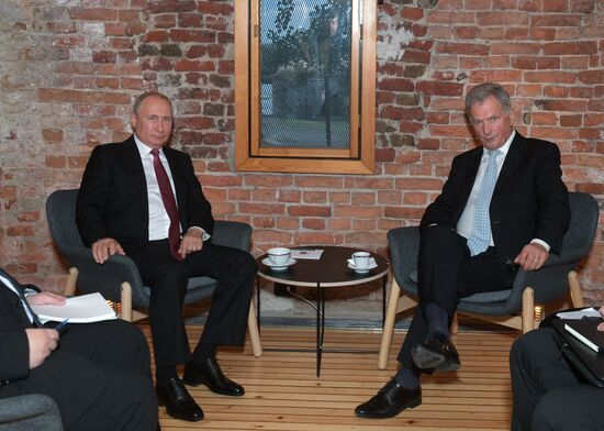 Рабочий визит президента РФ В. Путина в Финляндию