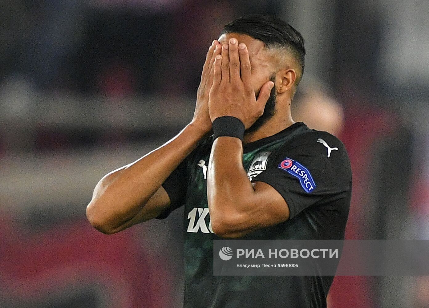 Футбол. Лига Чемпионов. Матч "Олимпиакос" - "Краснодар"