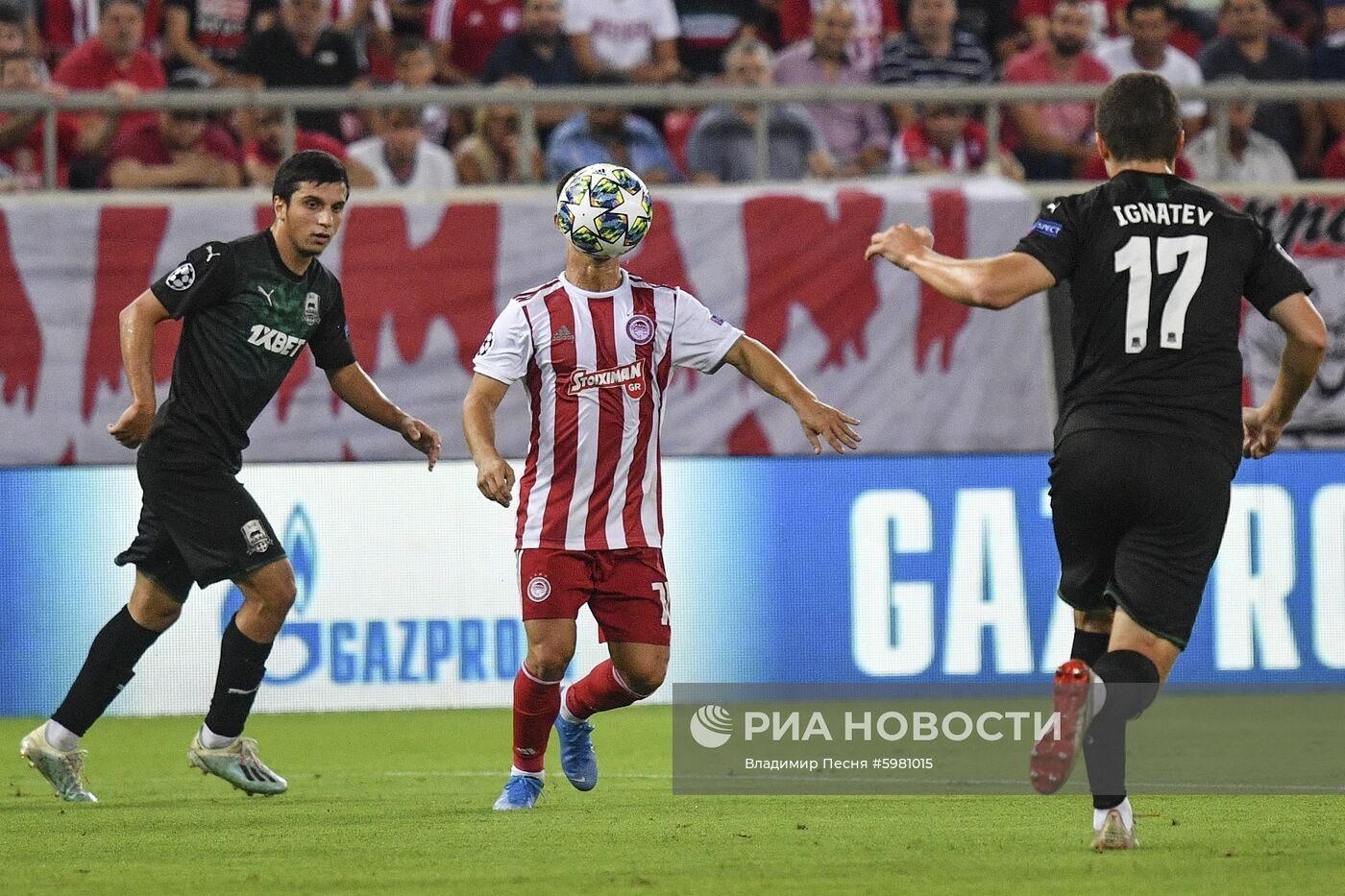 Футбол. Лига Чемпионов. Матч "Олимпиакос" - "Краснодар"