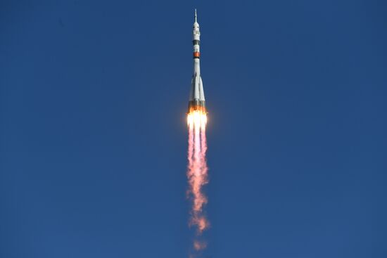 Пуск РН "Союз-2.1а" с  кораблем "Союз МС-14" 