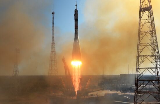 Пуск РН "Союз-2.1а" с  кораблем "Союз МС-14" 