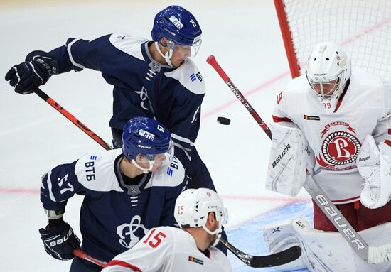Хоккей. Кубок мэра Москвы. Матч "Динамо" - "Витязь"
