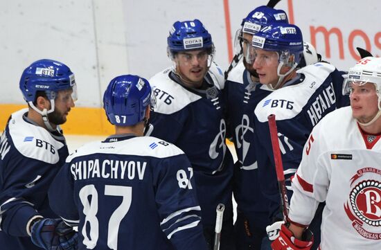 Хоккей. Кубок мэра Москвы. Матч "Динамо" - "Витязь"