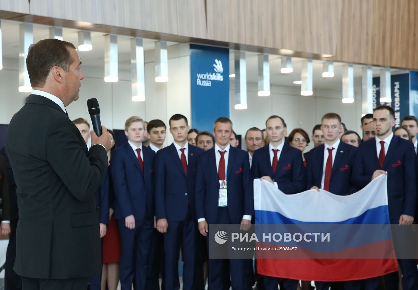 Рабочая поездка премьер-министра РФ Д. Медведева в Приволжский федеральный округ