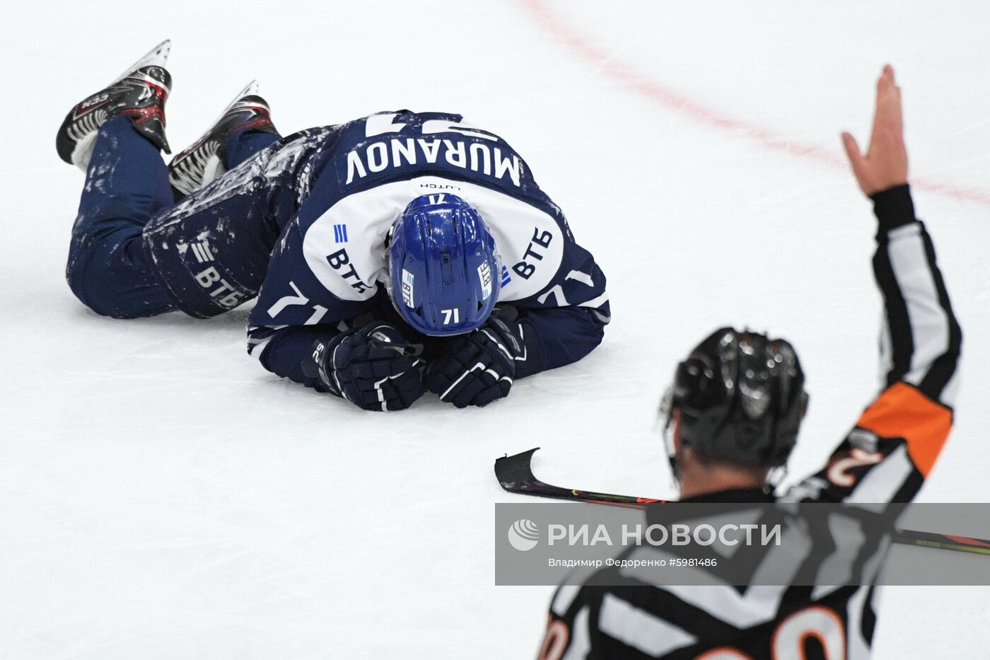 Хоккей. Кубок мэра Москвы. Матч "Динамо" - "Витязь"