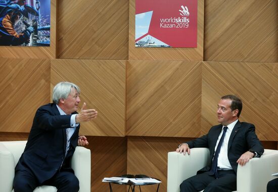 Рабочая поездка премьер-министра РФ Д. Медведева в Приволжский федеральный округ