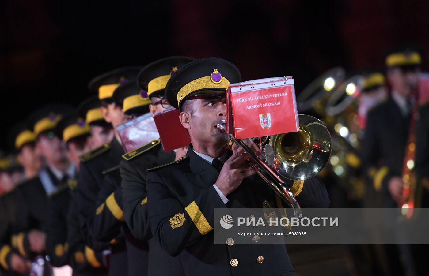 Репетиция парада участников фестиваля "Спасская башня"