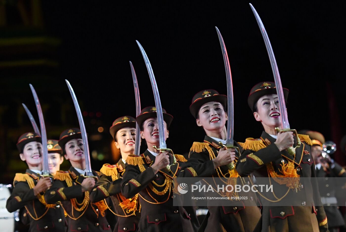 Репетиция парада участников фестиваля "Спасская башня"