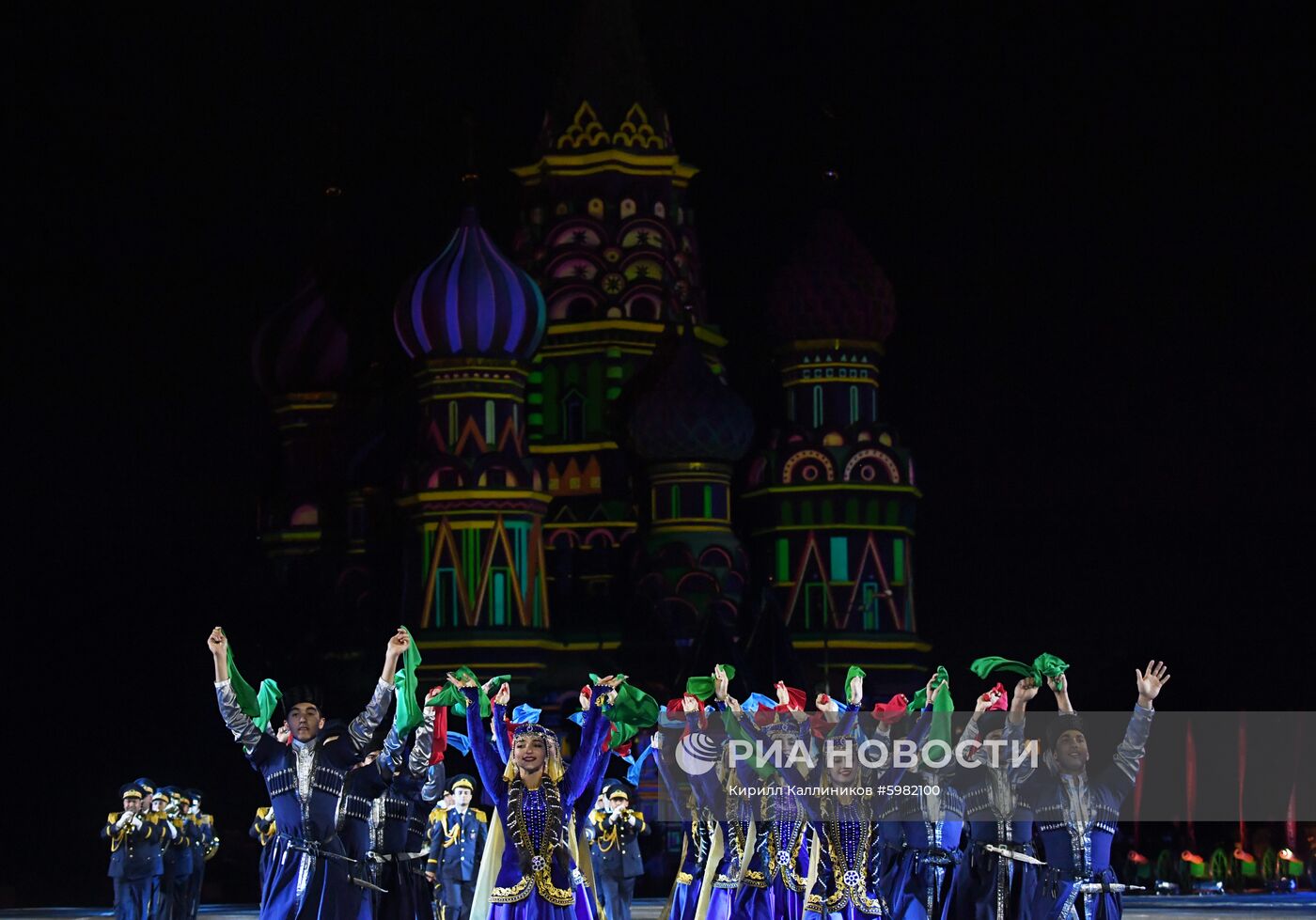 Репетиция парада участников фестиваля "Спасская башня"