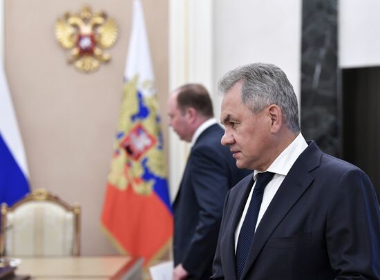 Президент РФ В. Путин провел заседание Совбеза РФ