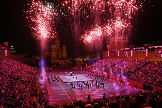 Церемония открытия фестиваля "Спасская башня"