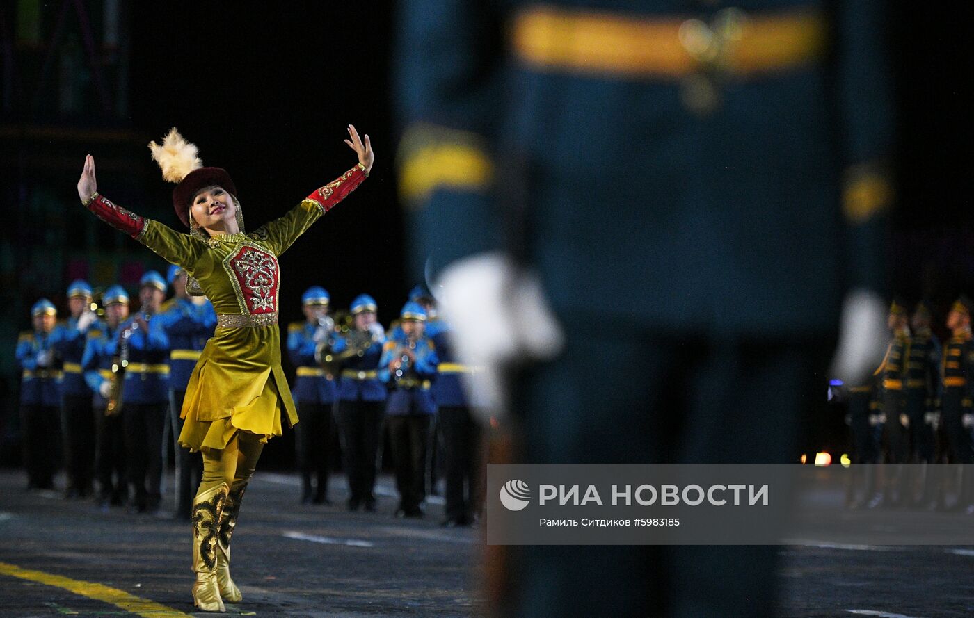 Церемония открытия фестиваля "Спасская башня"