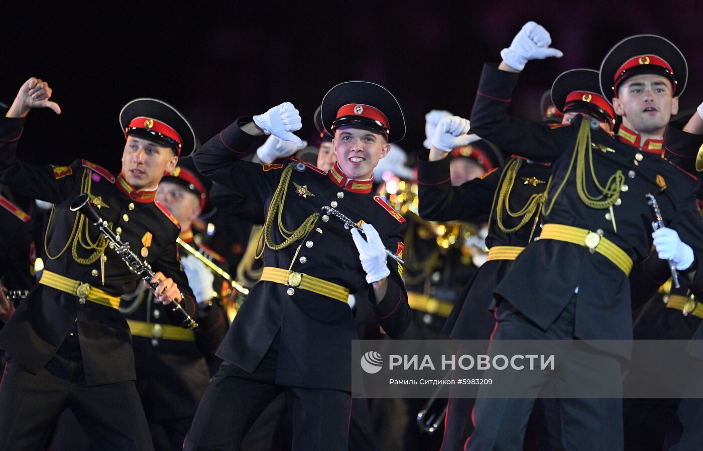 Церемония открытия фестиваля "Спасская башня"