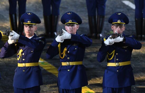 Церемония открытия фестиваля "Спасская башня"