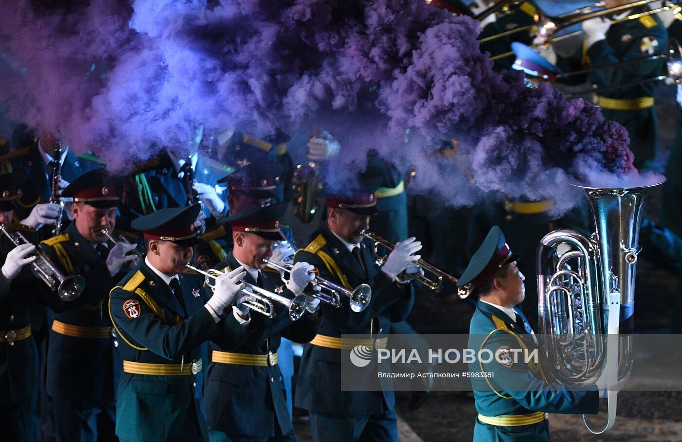 Церемония открытия фестиваля "Спасская башня"