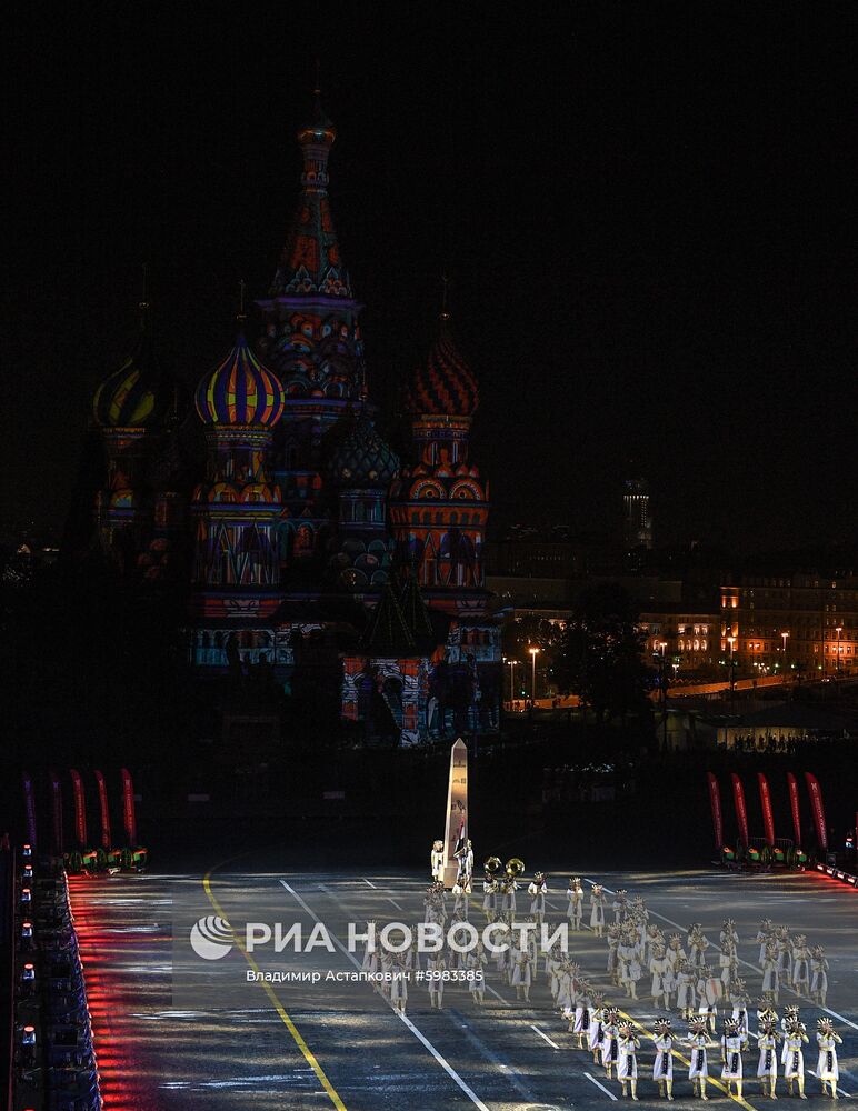 Церемония открытия фестиваля "Спасская башня"