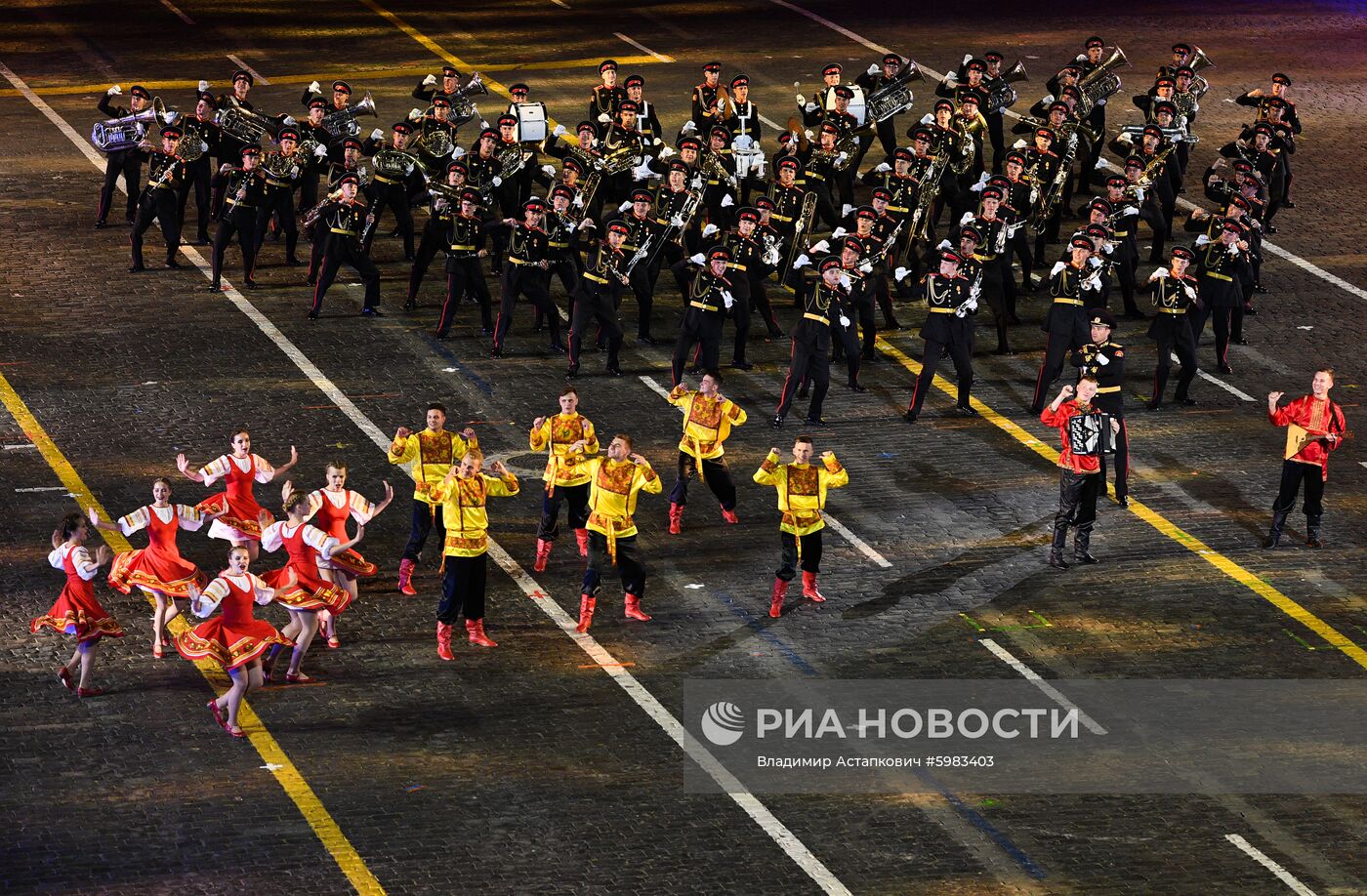 Церемония открытия фестиваля "Спасская башня"