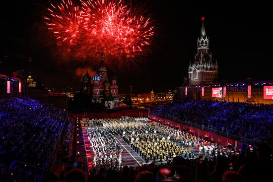 Церемония открытия фестиваля "Спасская башня"