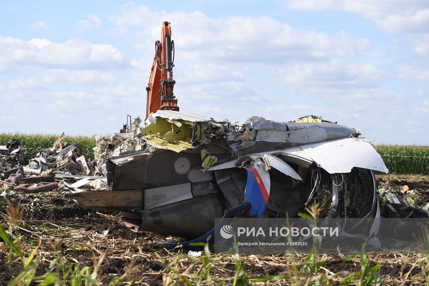 Вывоз самолета Airbus A321 с места ЧП