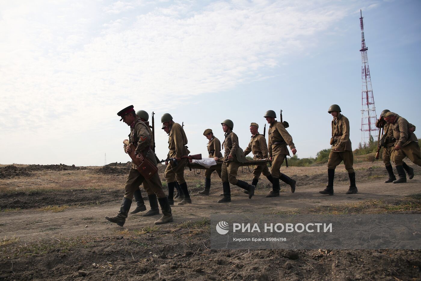 Военно-исторический фестиваль «Они сражались за Родину!» в Волгограде