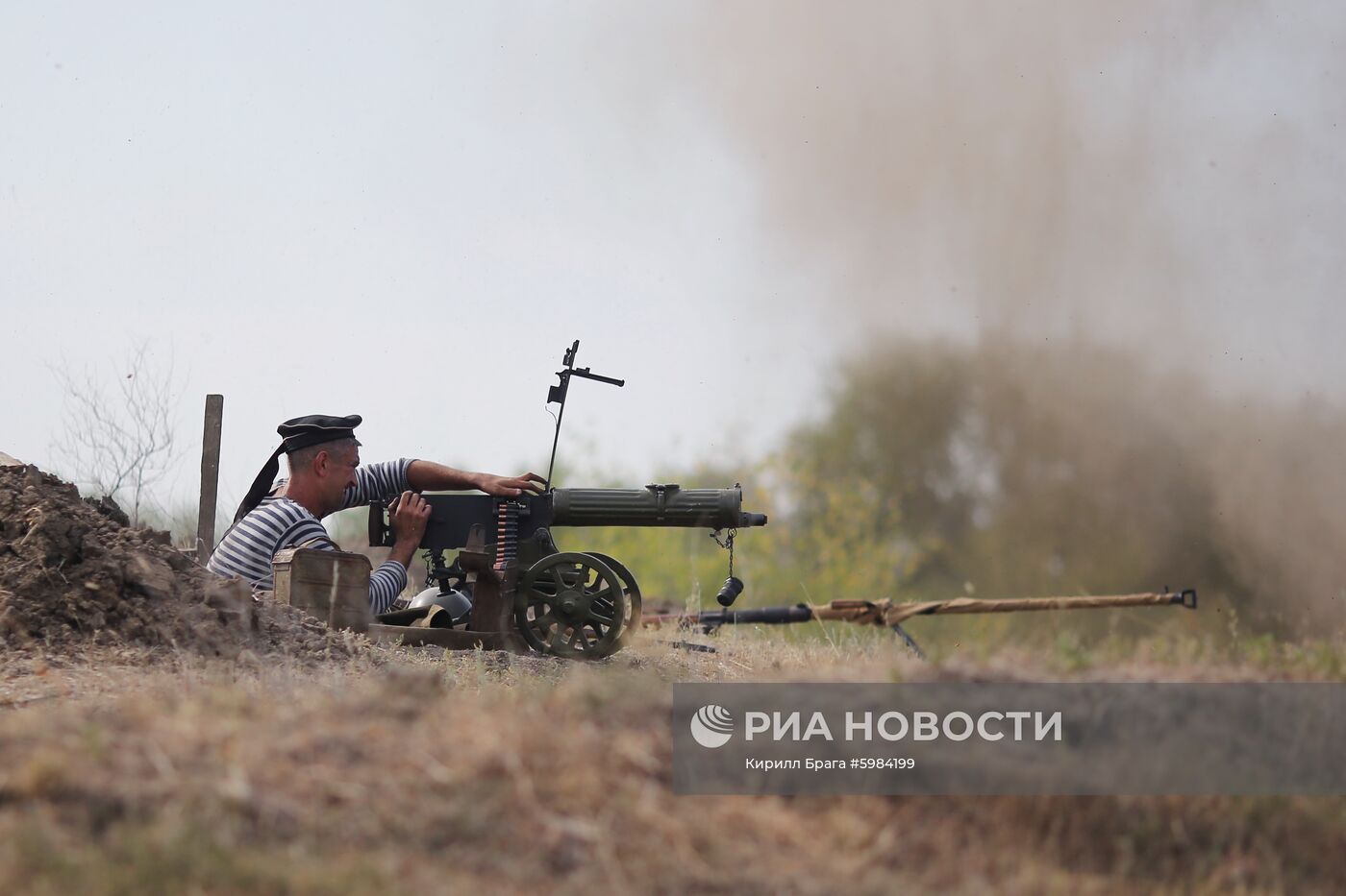 Военно-исторический фестиваль «Они сражались за Родину!» в Волгограде