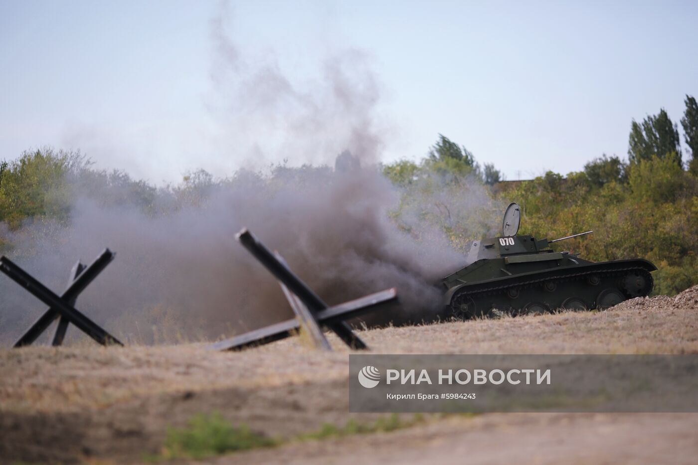 Военно-исторический фестиваль «Они сражались за Родину!» в Волгограде